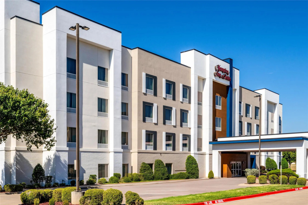 Hampton Inn & Suites Waxahachie