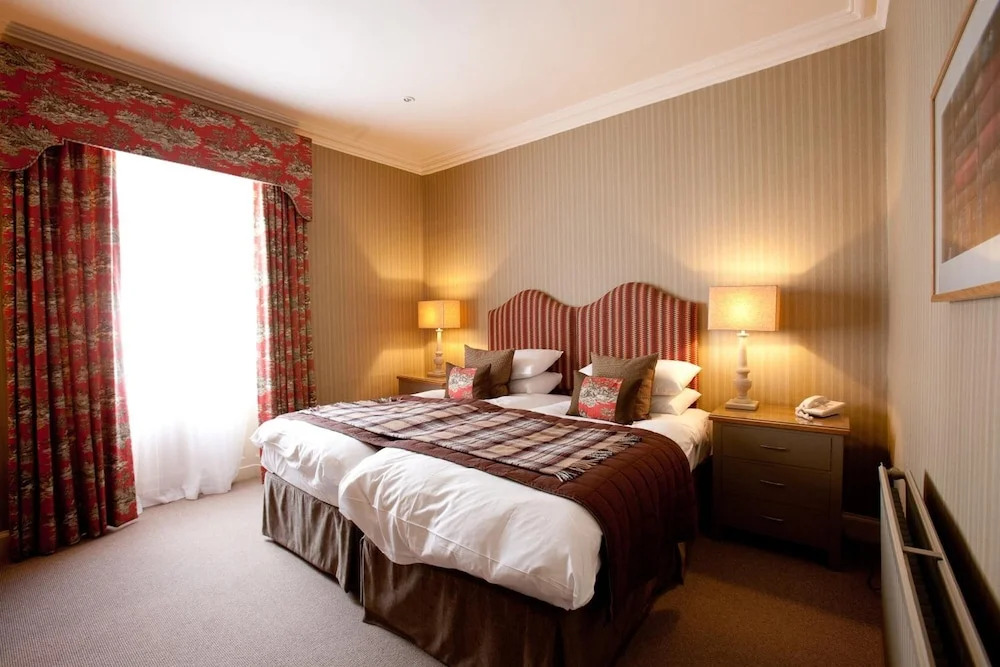 Burts Hotel by null