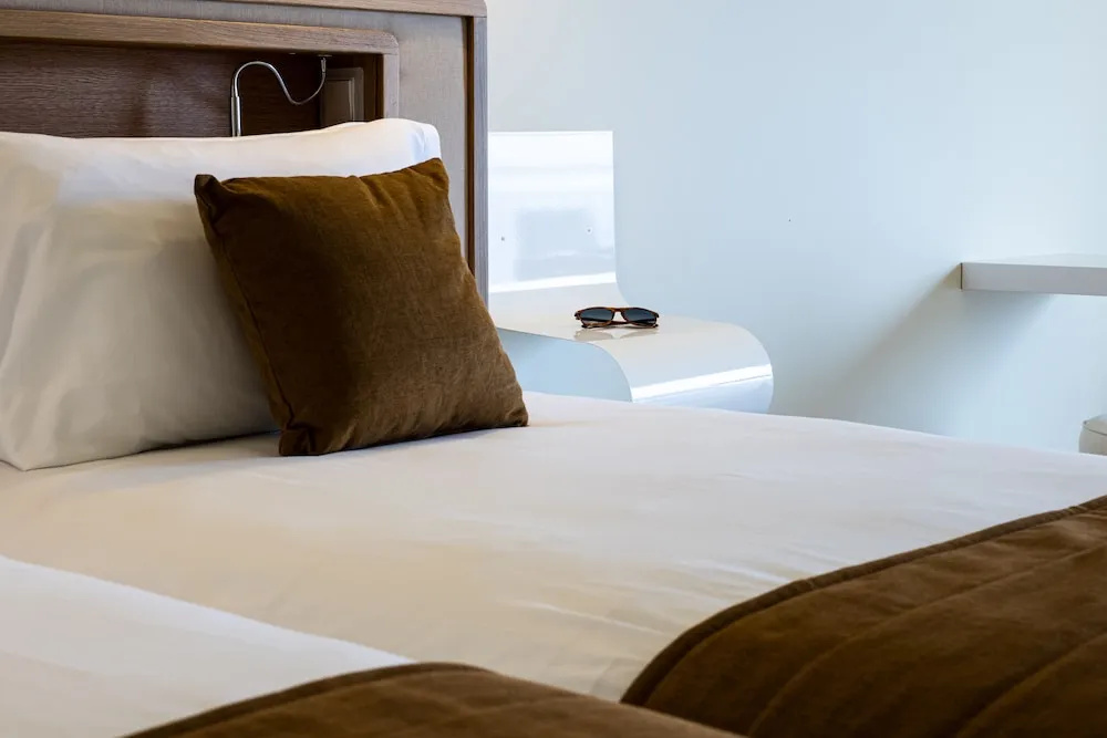 Double Junior Suite (full double bed)