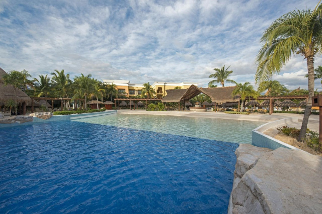 Beach & Waterfront