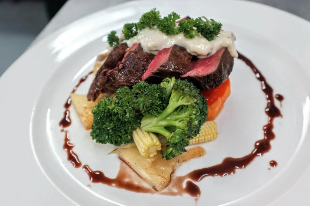 Hlosi Game Lodge - Amakhala Game Reserve - фото 14