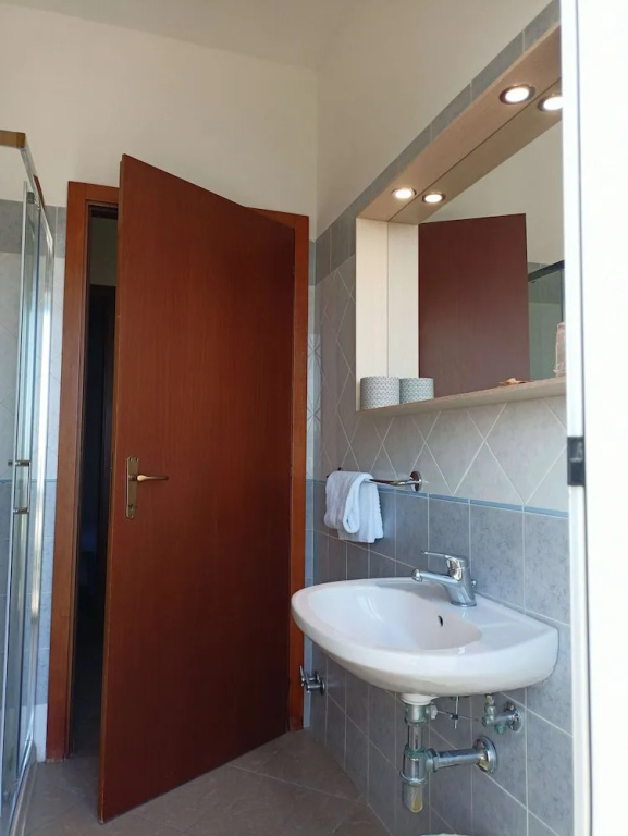 Standard Double room with sea view (full double bed)