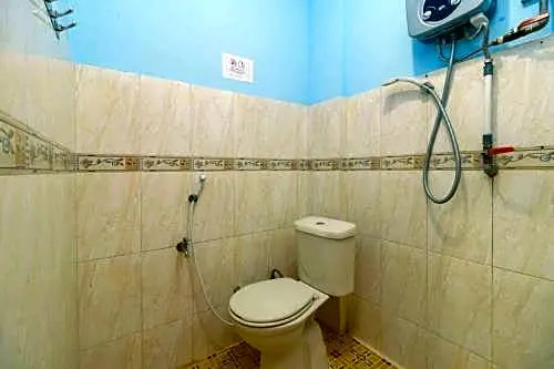 Economy room