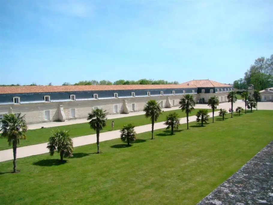 T2 meublé pour curistes, vacanciers et stagiaires
