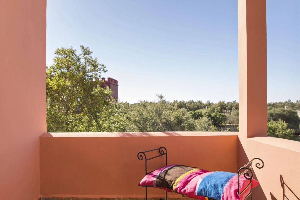 Balcony & Terrace