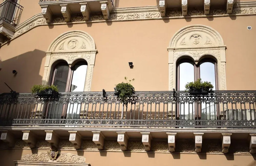 Cento Tarì Guest House