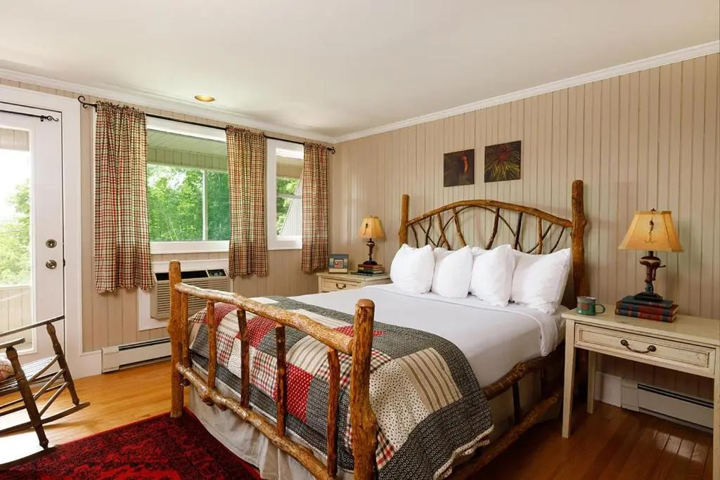 Friends Lake Inn - Chambres
