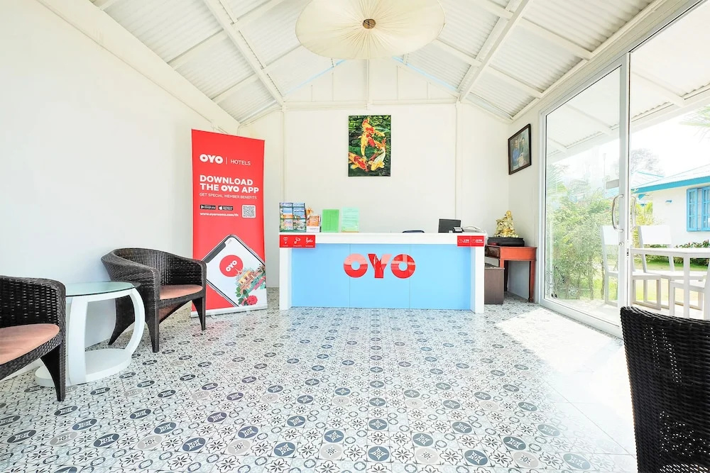 Lobby & Reception