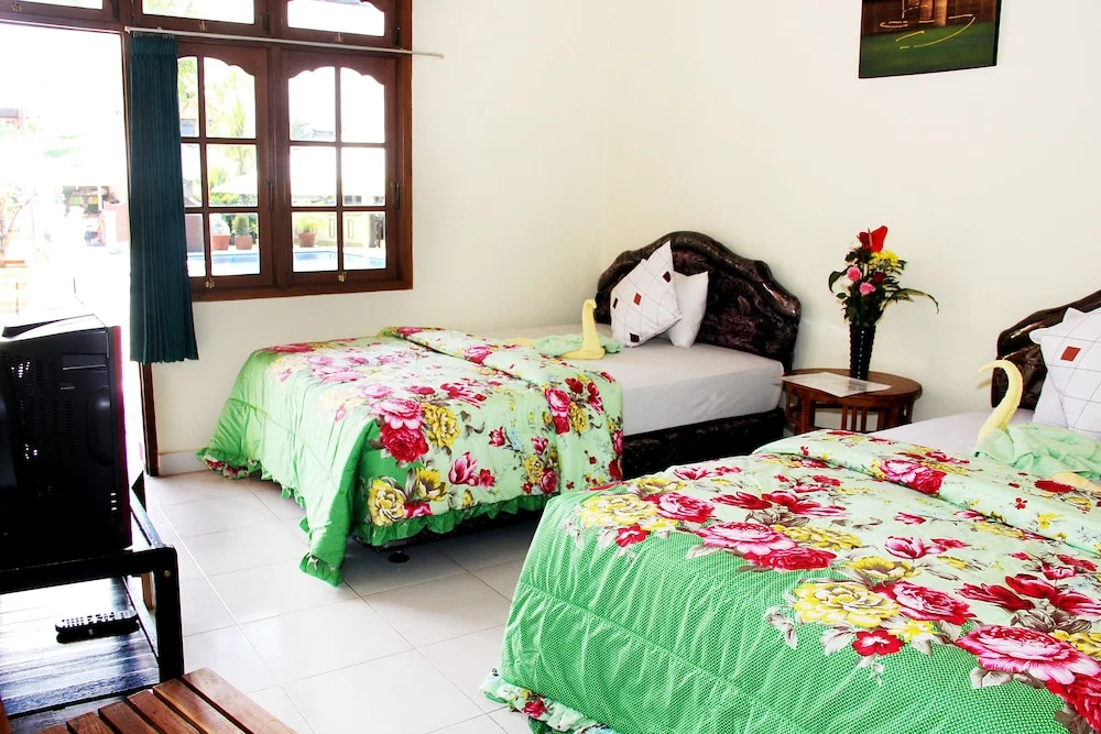 Bed in Dorm (male dorm)