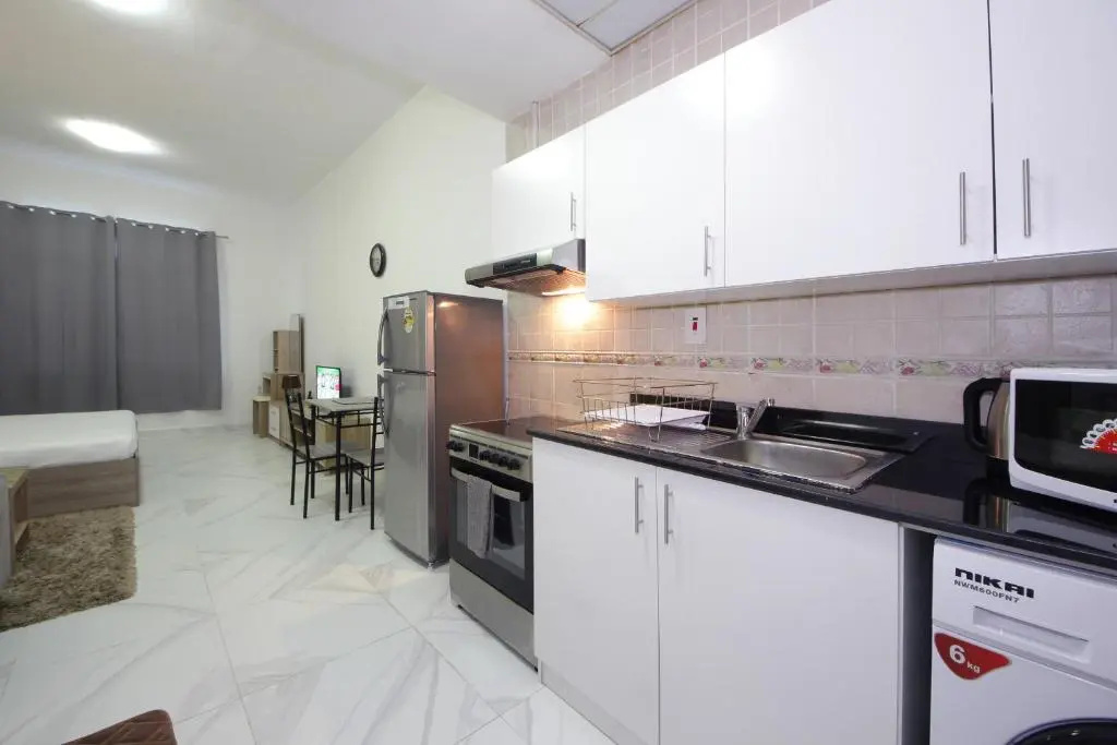 Signature Holiday Homes - Furnished Studio in Palace Tower 2, Silicon Oasis - Général