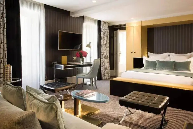 Deluxe Junior Suite