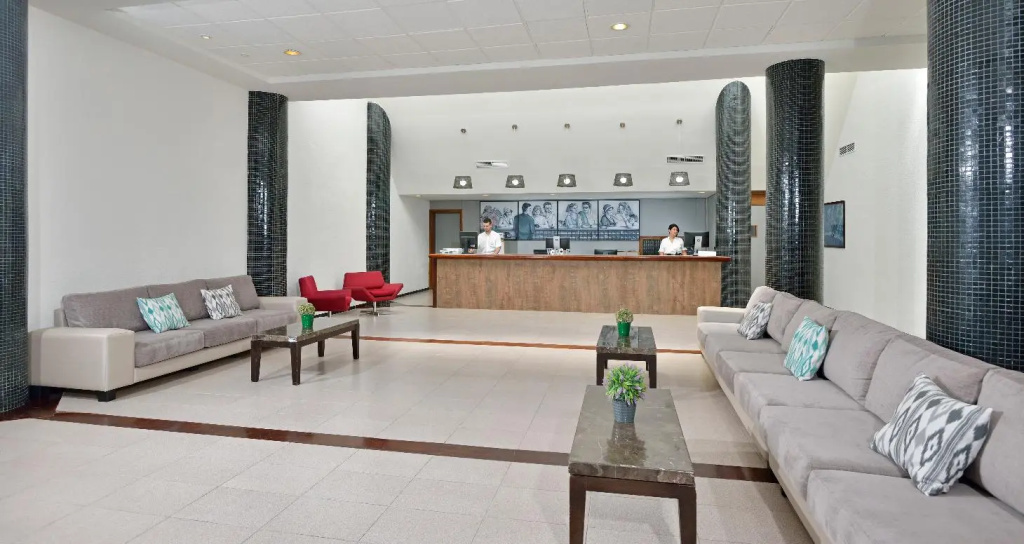 AluaSun Cala Antena – All Inclusive