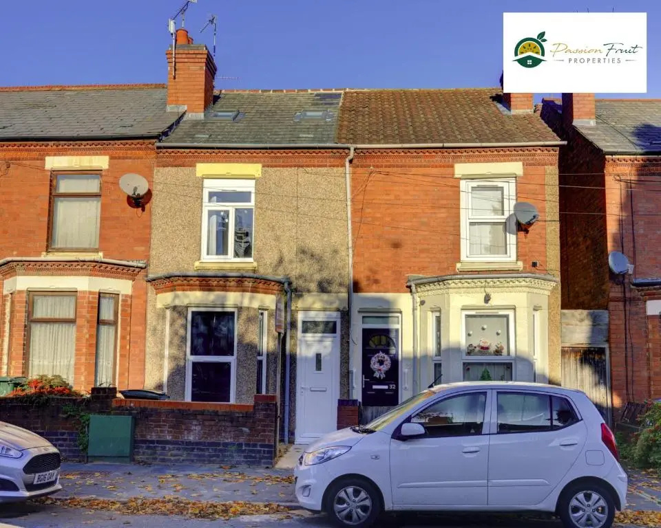5 Bedroom - 5 Bathroom House By Passionfruitproperties close to Coventry City Centre with Free Wi-fi and garden - 34HRC