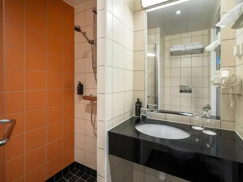 Quality Hotel Saga - Chambres