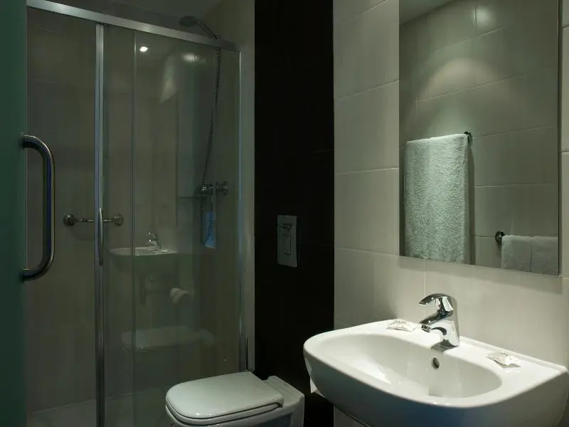 Hotel Genesis - Chambres