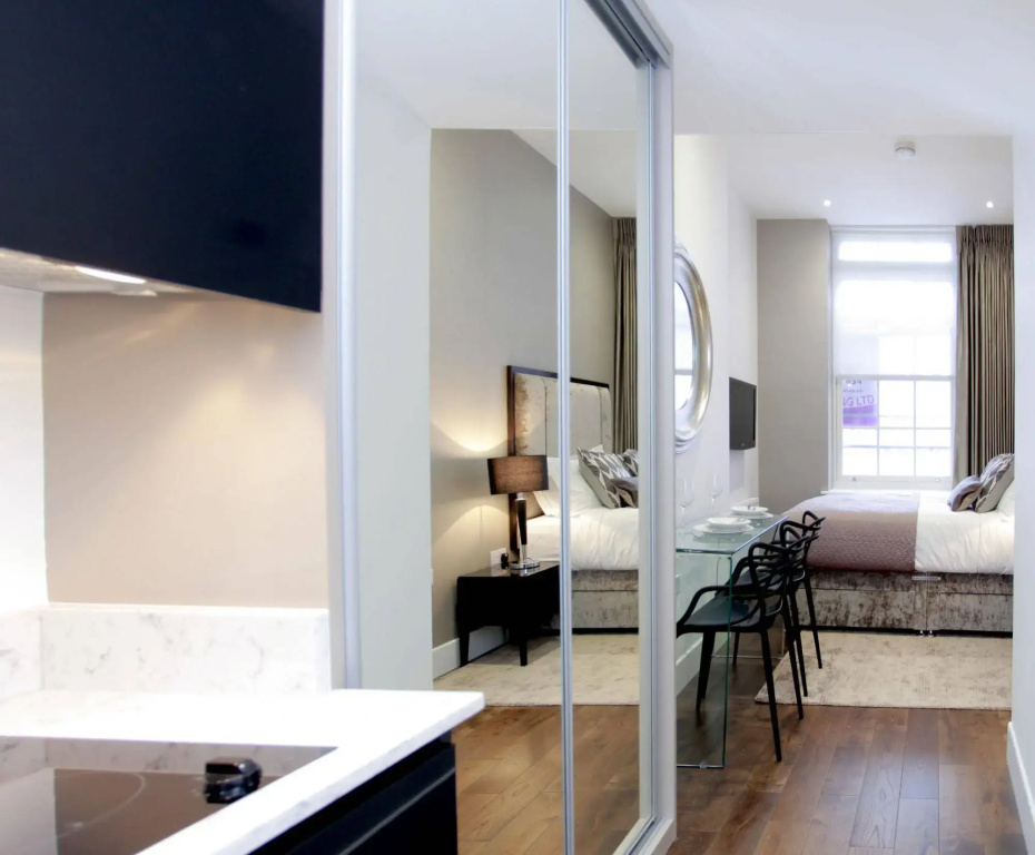 Valet Apartments Golden Square