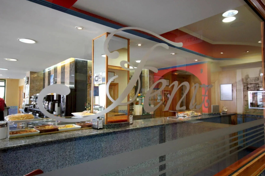 Hotel photo 12