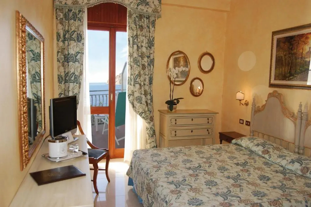 Hotel Porto Roca - Chambres