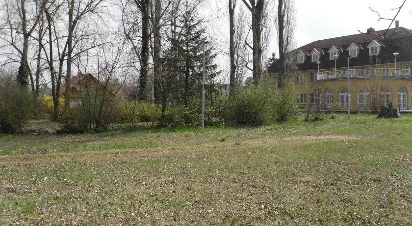 Napsugár Hotel Zamárdi - фото 11