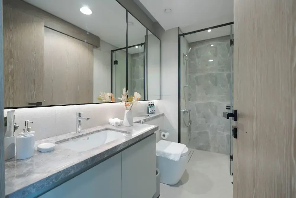 Отель KeyRock Golf Gate - Stylish Retreat в Дубае