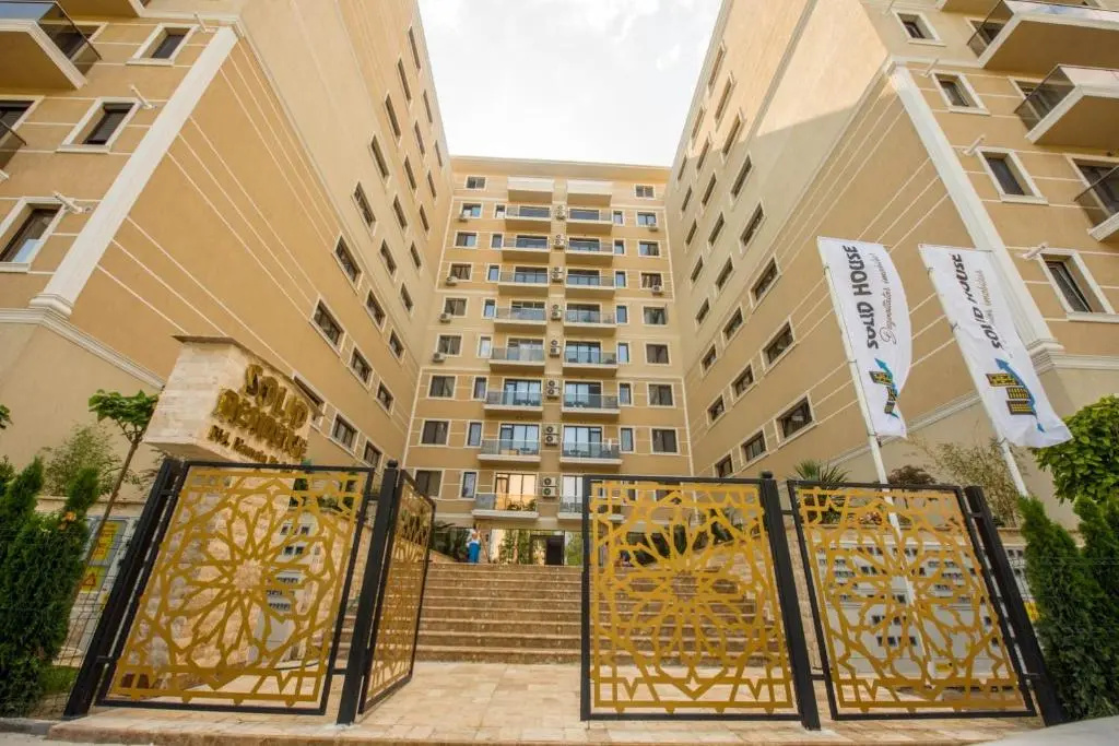 Apartments in Solid House Mamaia