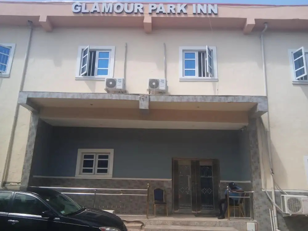 Glamour Park Hotel & Suites