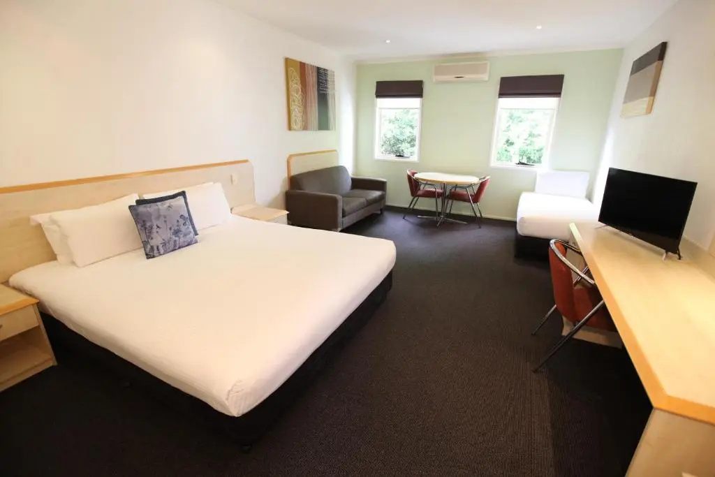 Superior Double room (full double bed)