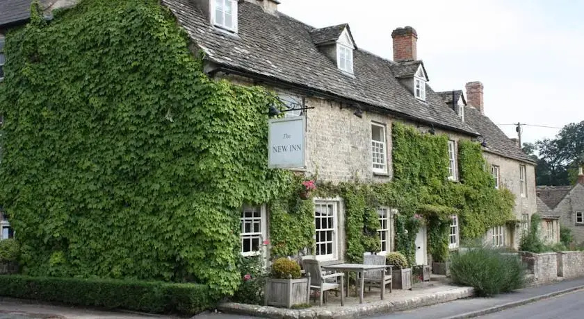 New Inn Hotel at Coln