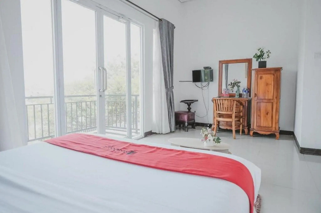 RedDoorz near Lampung Walk - фото 10