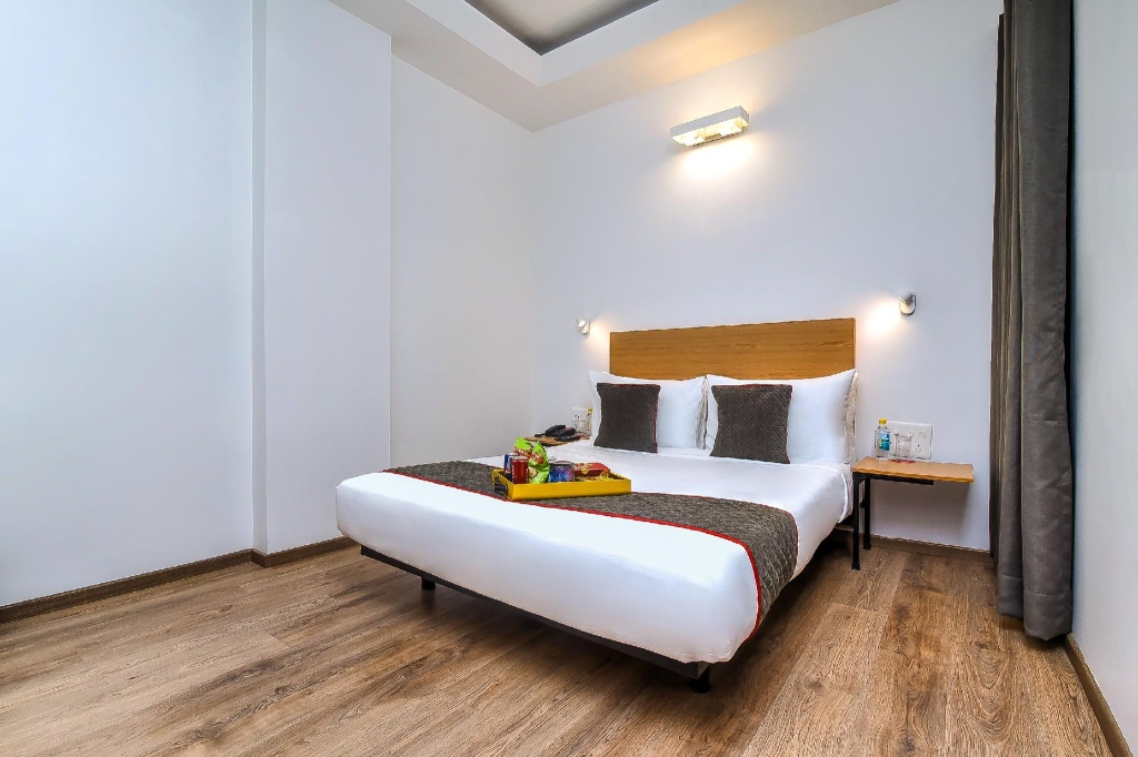 OYO Townhouse 607 Paschim Vihar
