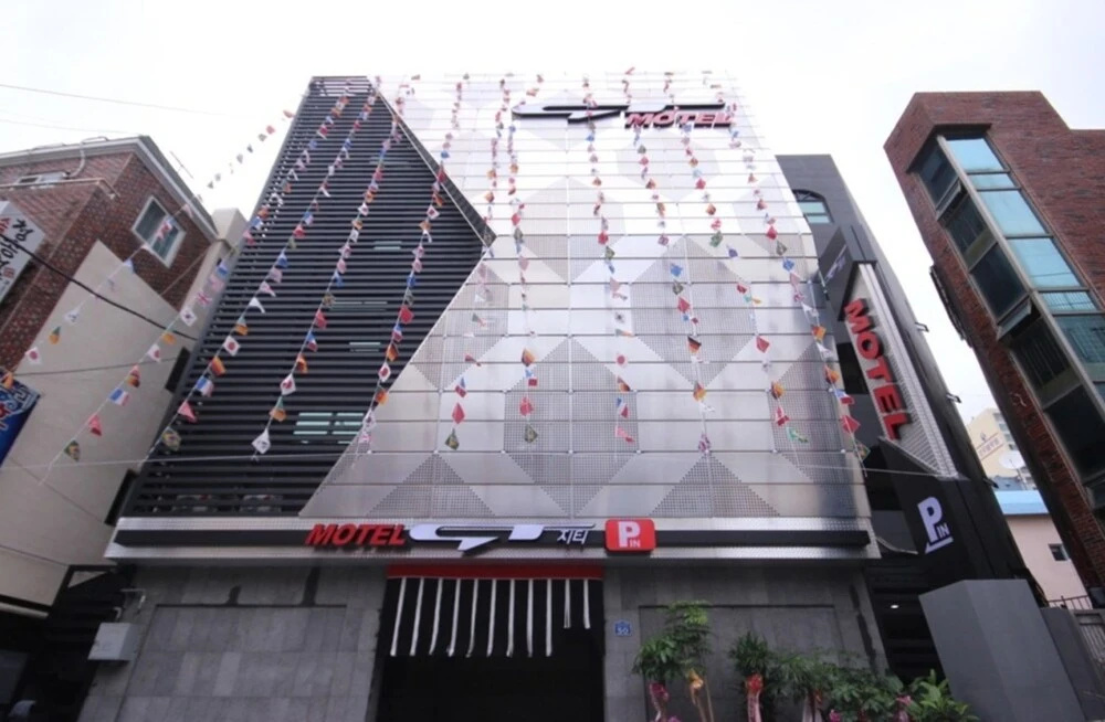 Hotel photo 1