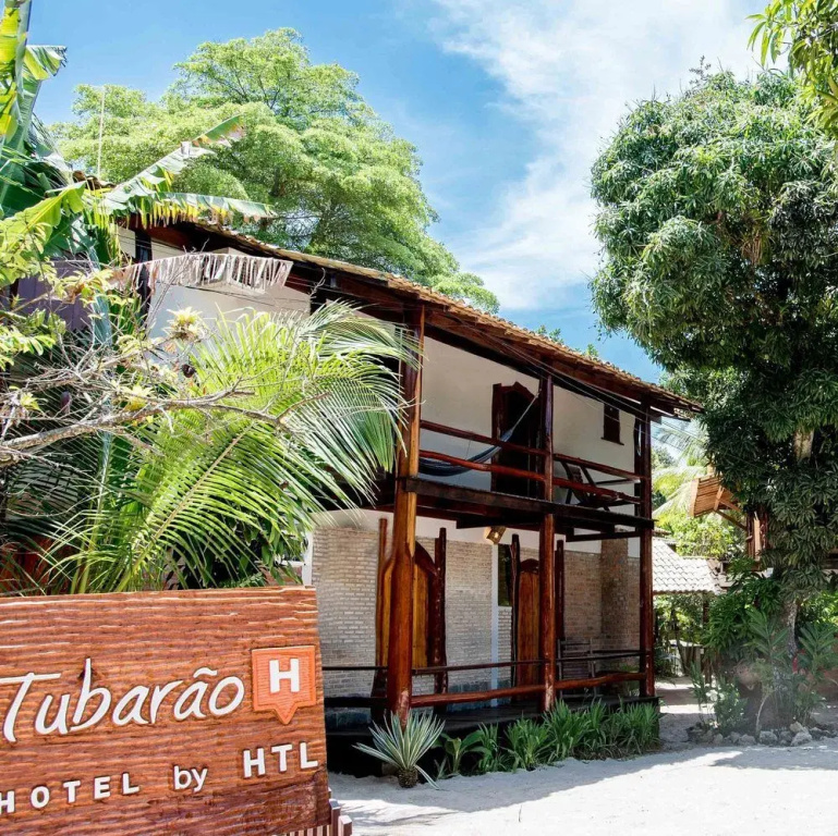 Tubarão by HTL