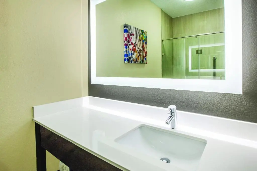 La Quinta Inn & Suites by Wyndham Kokomo - Chambres
