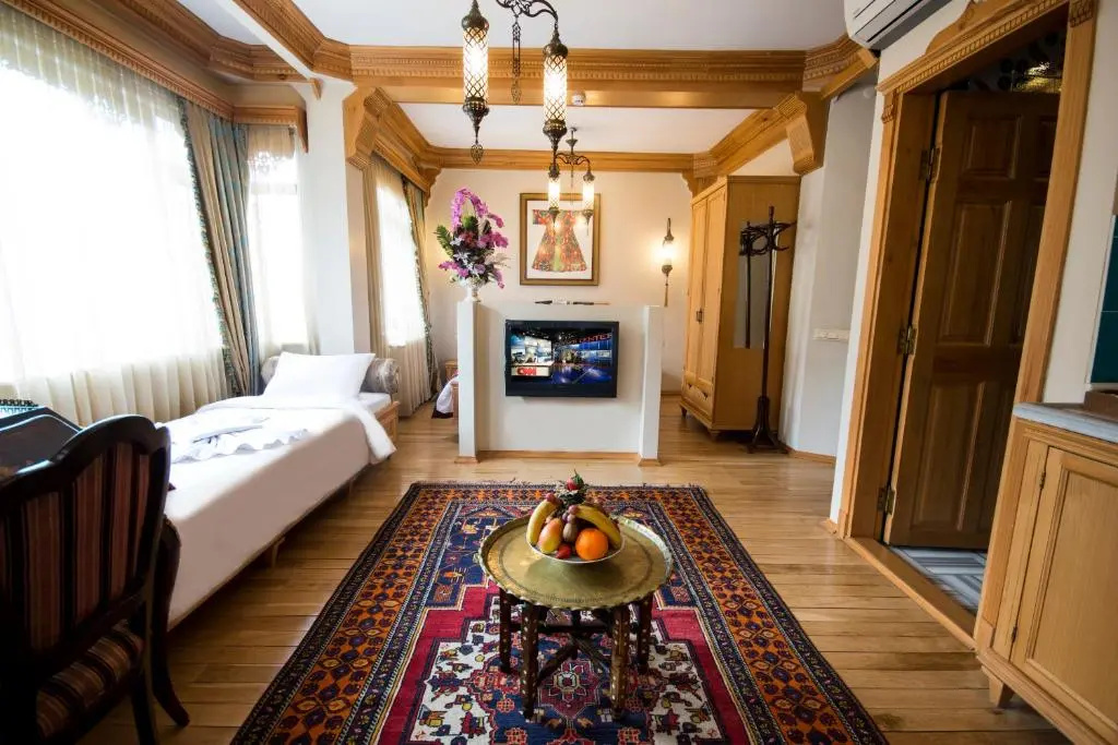 Deluxe Family room