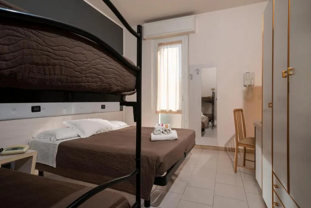 Economy room