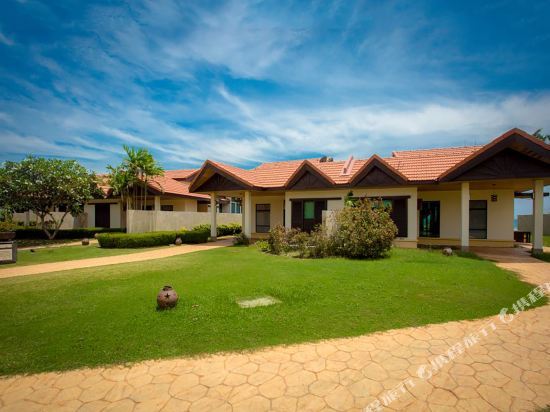 Borneo Beach Villas
