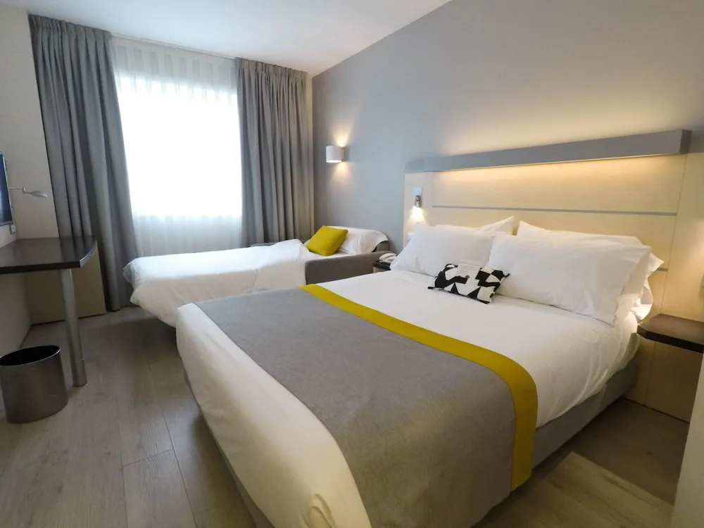 Holiday Inn Express Pamplona by IHG - Chambres