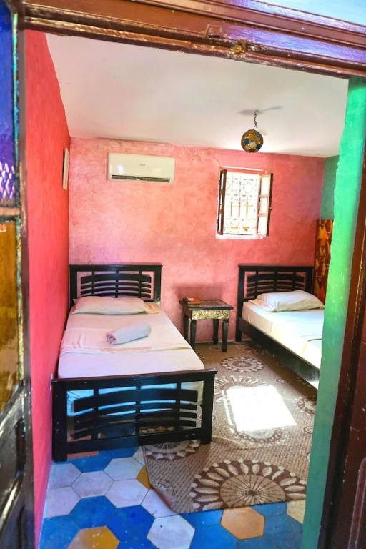 Economy room