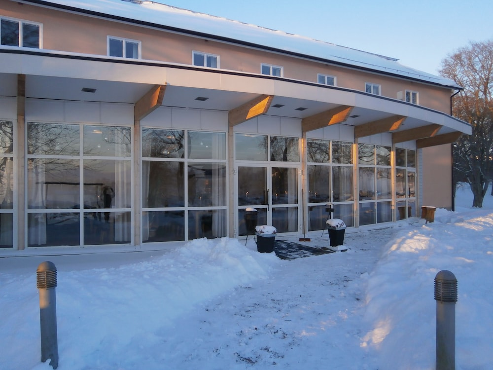 Hotell Hehrne Restad Gard