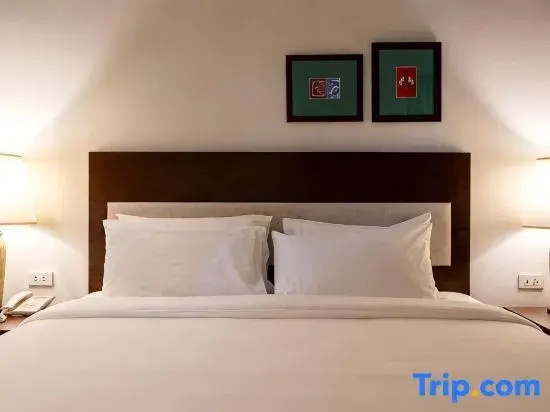 2 Bedrooms Villa
