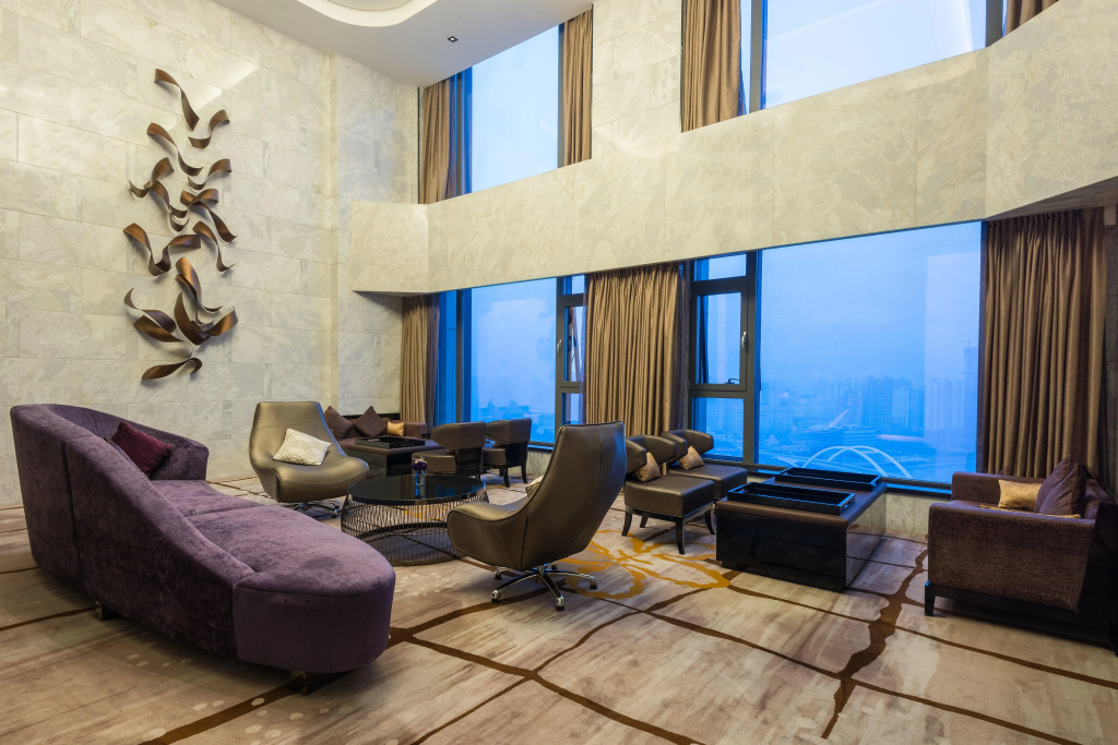 Lobby & Reception