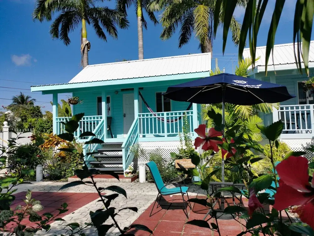 Deluxe Double Cottage with balcony (full double bed)