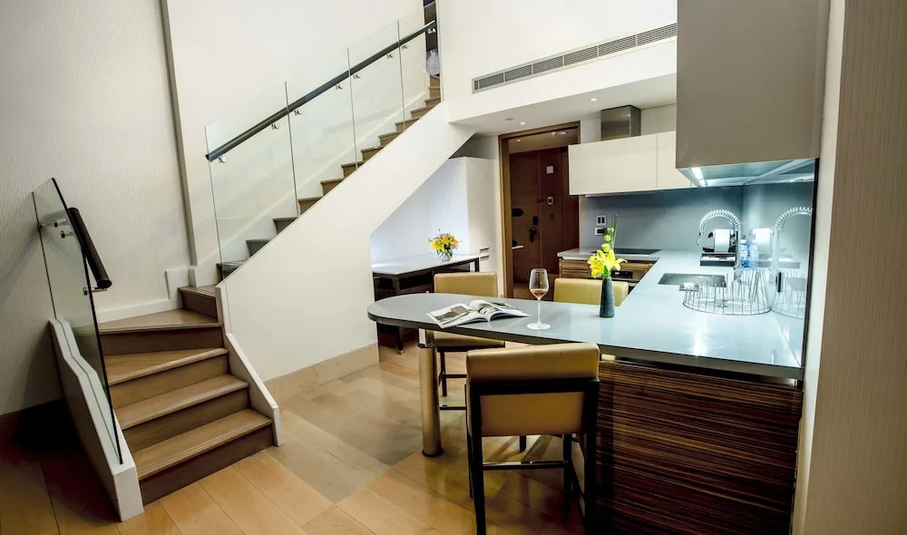 Апартаменты в отеле Fairmont Baku в комплексе «Огненные башни» - фото 27