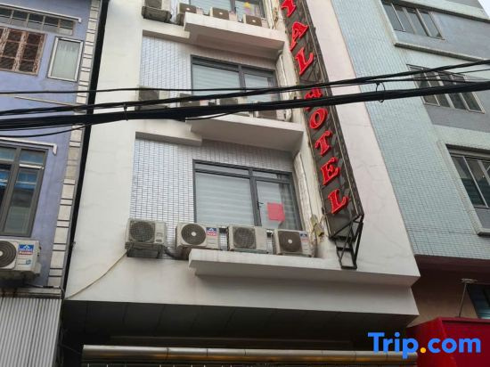 Royal Hotel