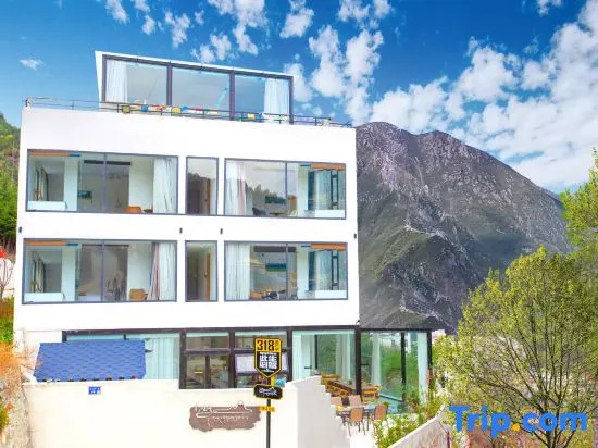 VALATOMS Van Latu Chuyi Homestay (Kangding) in Kangding