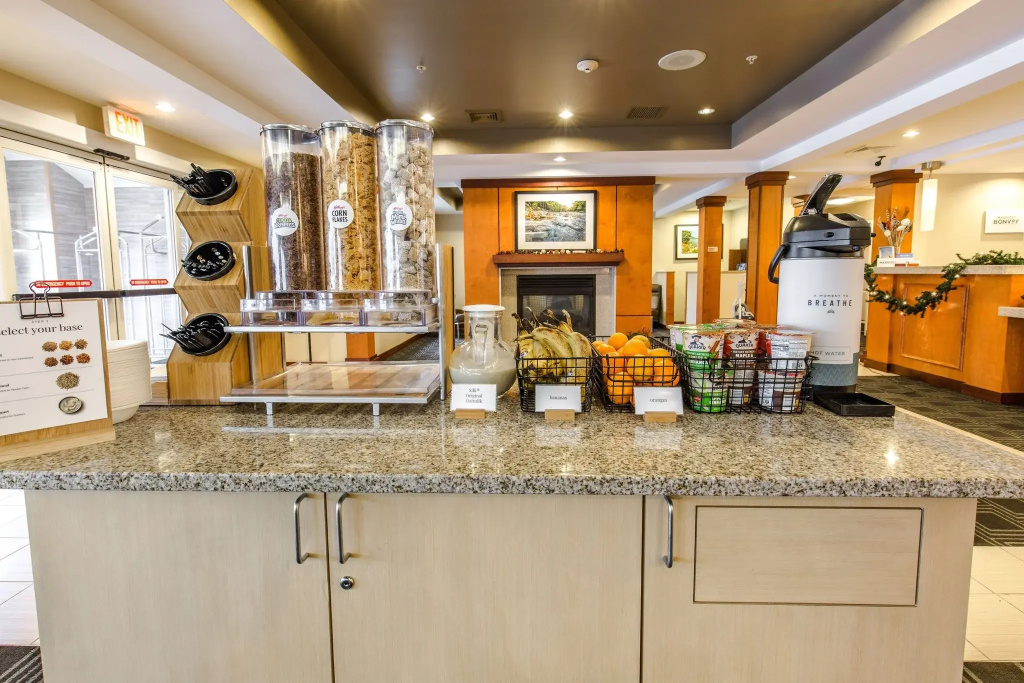 TownePlace Suites by Marriott Gilford - Général