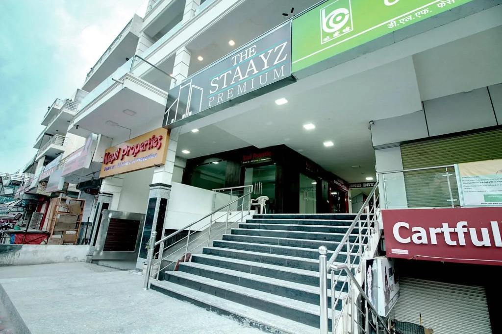Hotel Staayz Premium