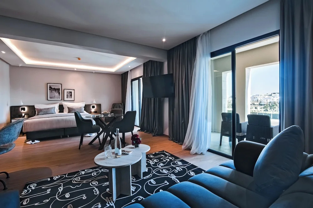 Premium Suite