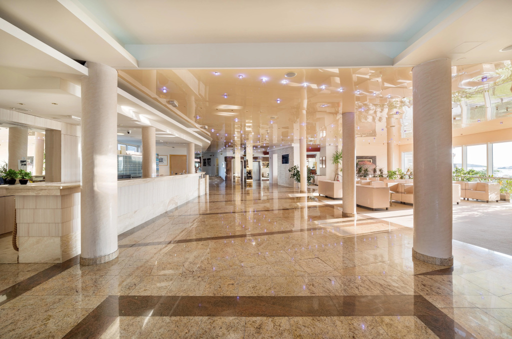 Hotel photo 2