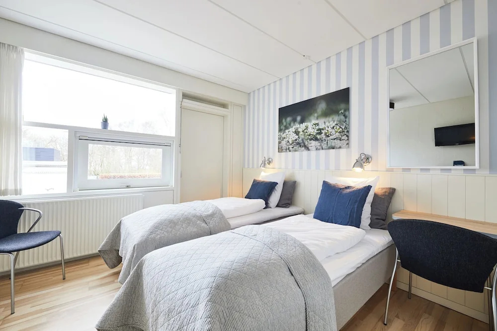 Economy Double room (twin beds)